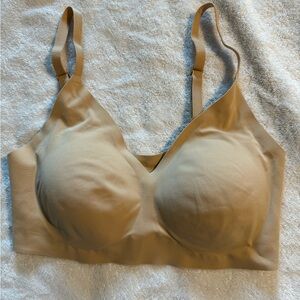 True & co nude triangle bra